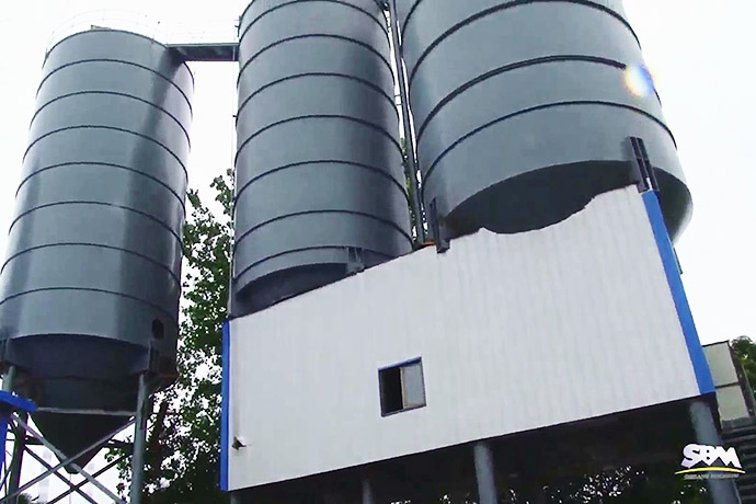 江蘇年產10萬噸天然石膏制粉生產線